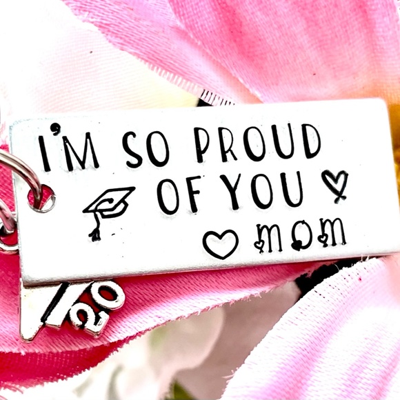 Class of 2022 Keychain - Graduation Keychain- Graduation Gift- Grad Gift - Picture 4 of 9